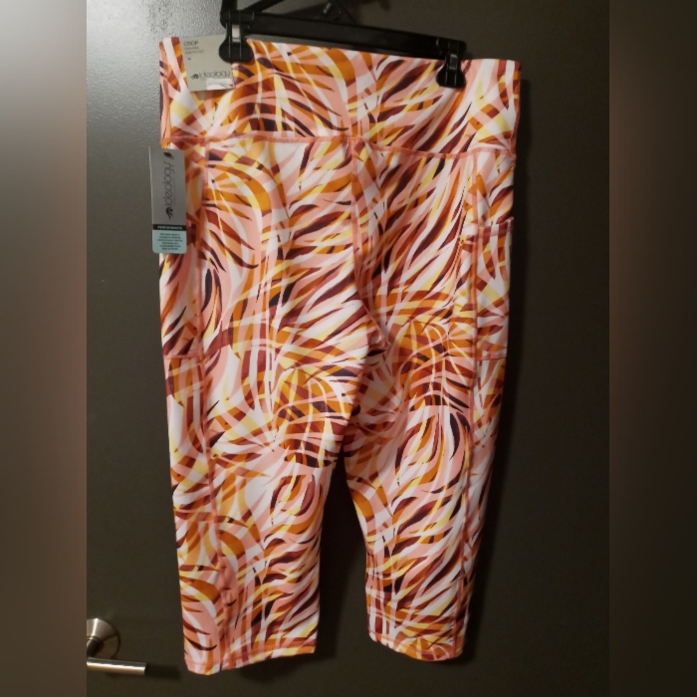 Ideology XL Leggings NWT UPF 50+, Pockets - Picture 3 of 7